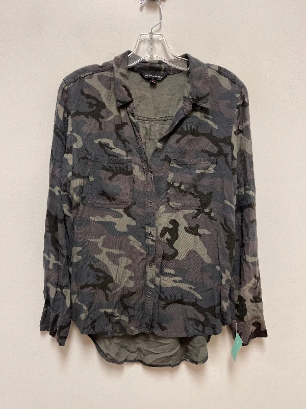 Blouse Long Sleeve By Rock And Republic In Camouflage Print, Size: M